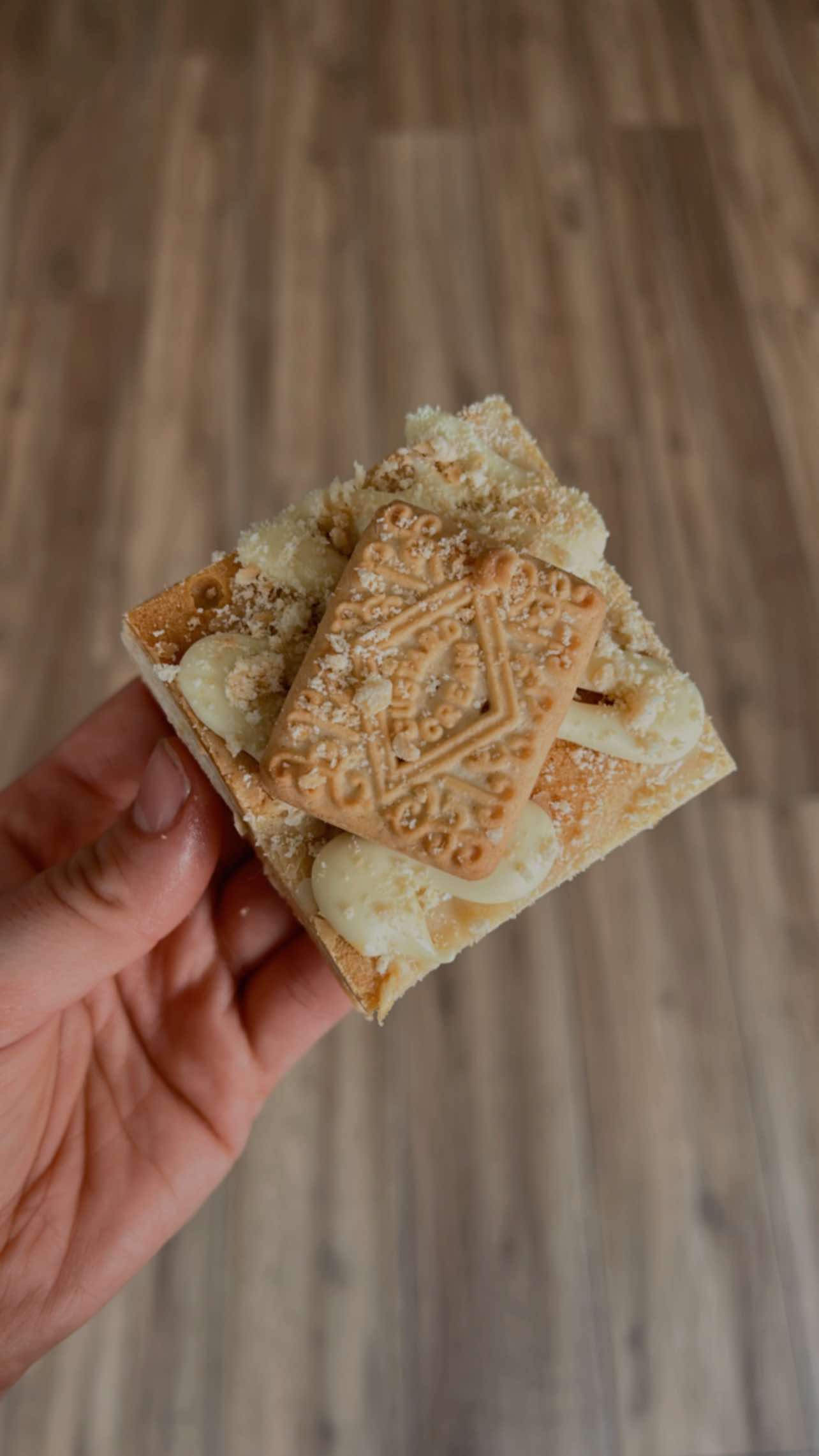 Custard Cream Blondie